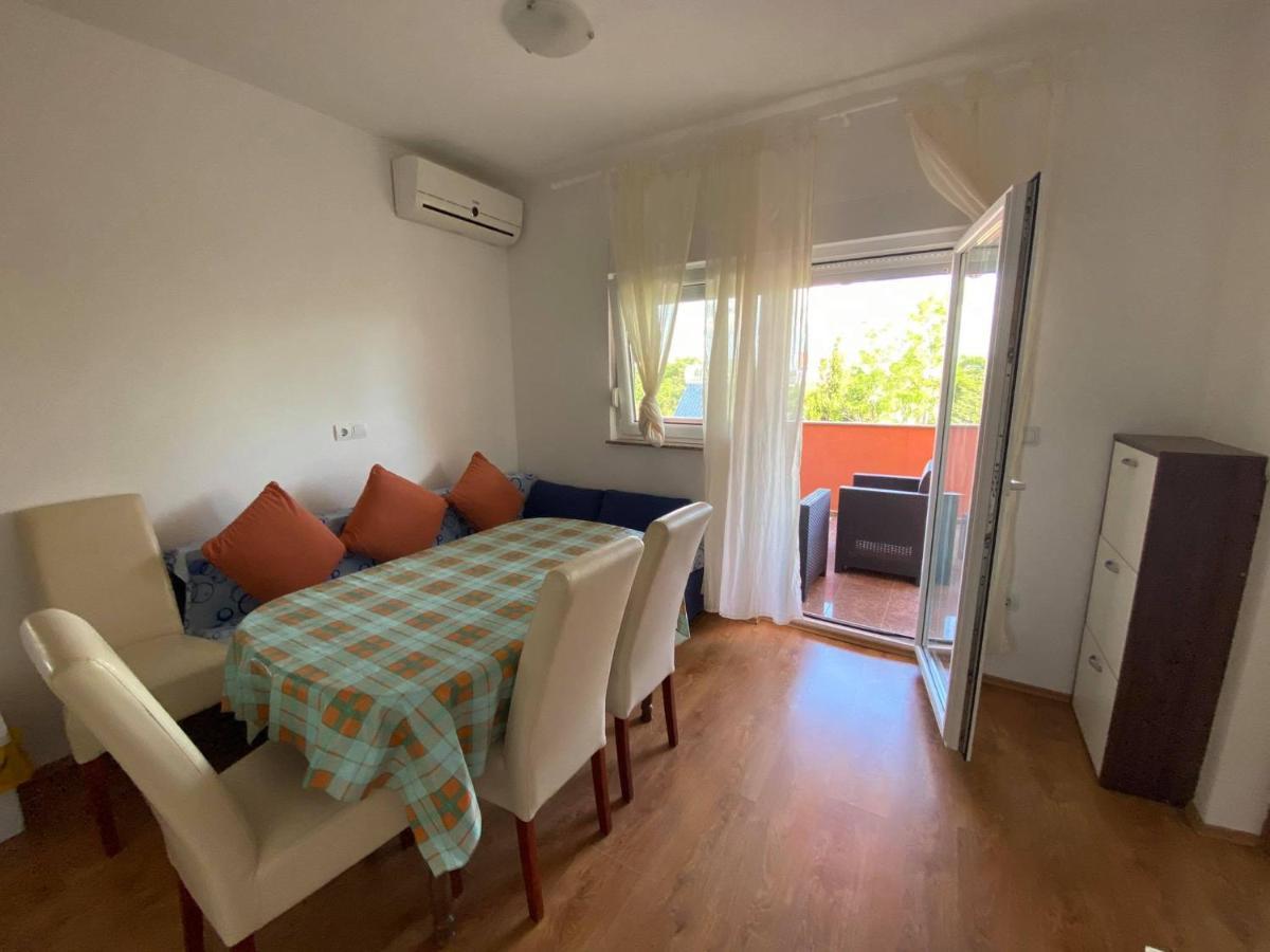 Renic Apartment Nin