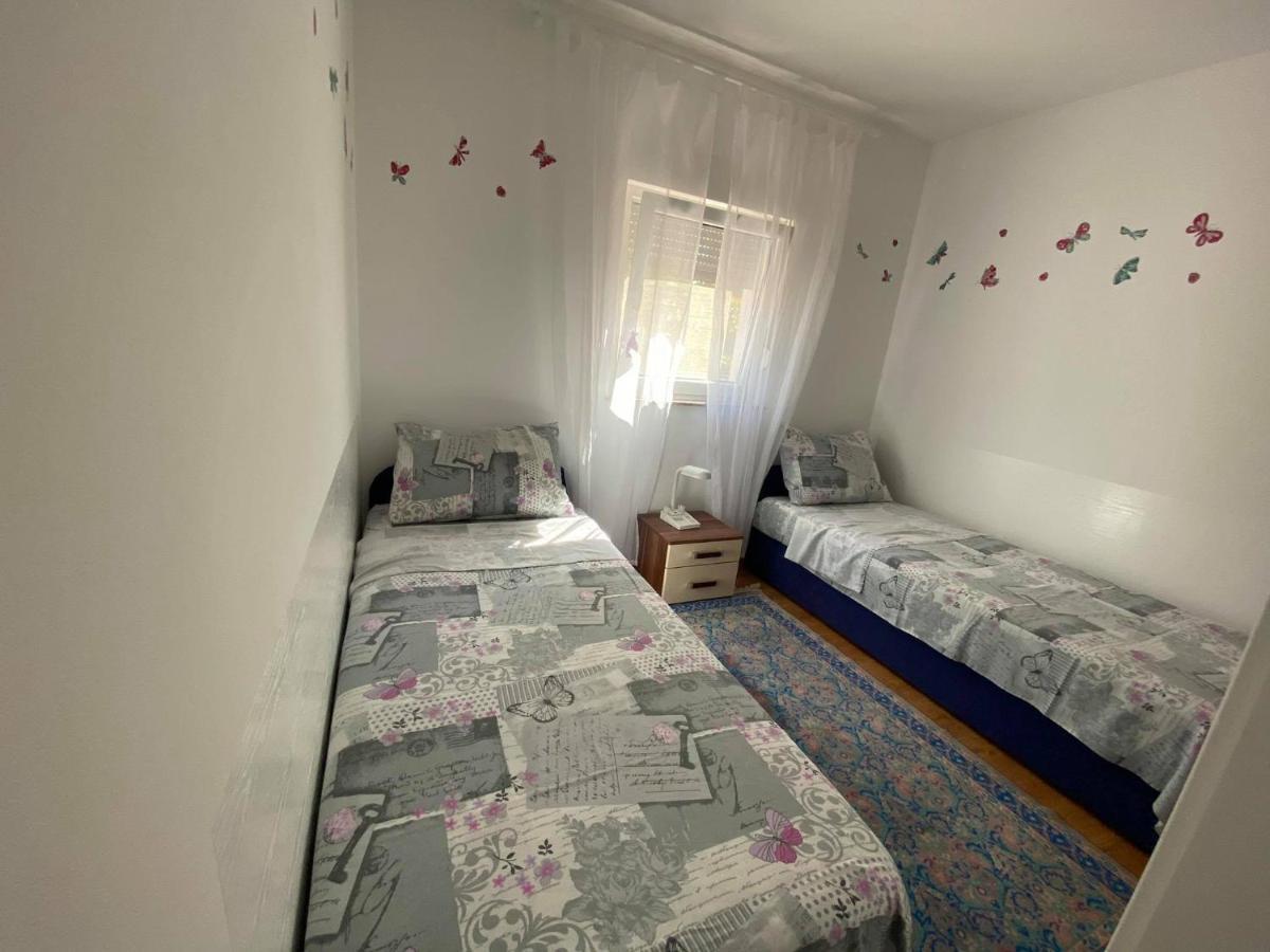 Renic Apartment *